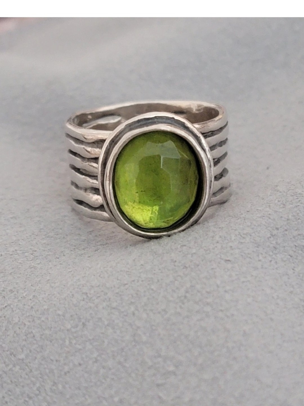Silpada Sterling Silver Green Glass Daintree Ribbed Wide Band Ring 925 Size 6.5